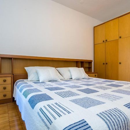 Apartment Jakovac By El-Pi Tours Njivice Exterior foto